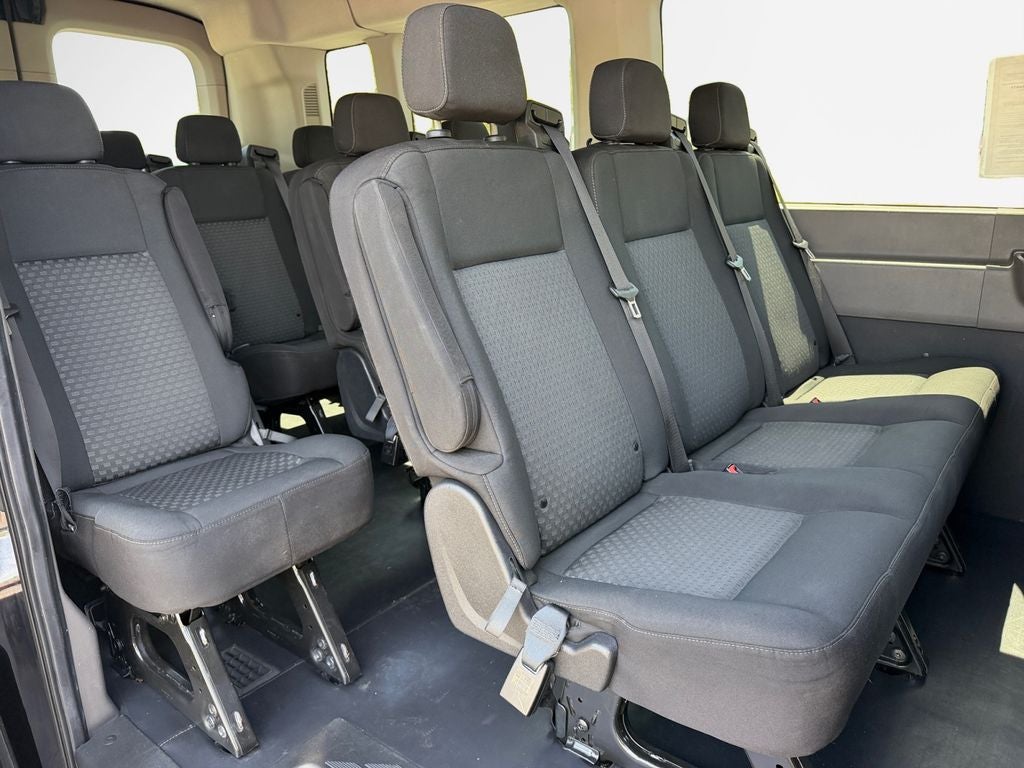 2021 Ford Transit-350 XLT 15 Passenger