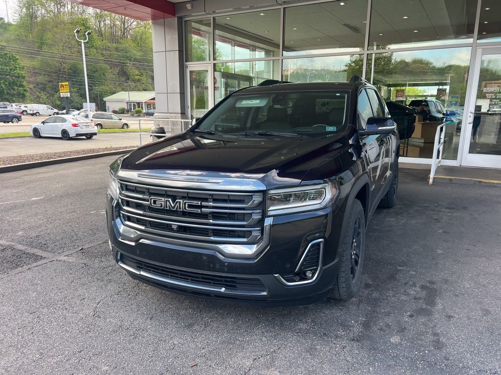 2023 GMC Acadia AT4