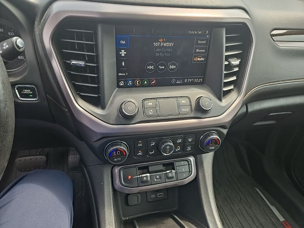 2020 GMC Acadia AT4