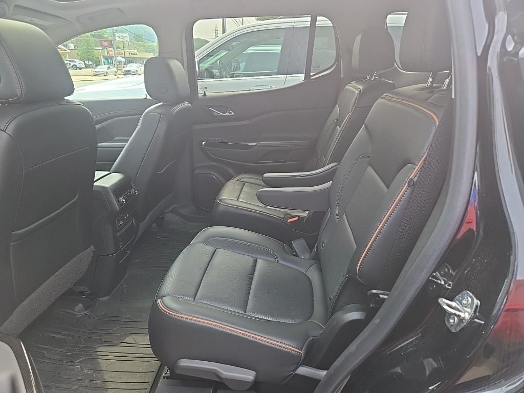 2020 GMC Acadia AT4
