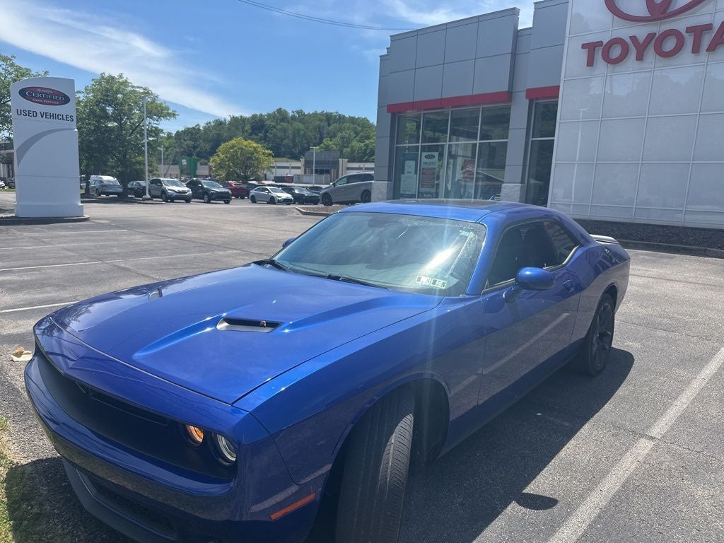 2022 Dodge Challenger SXT