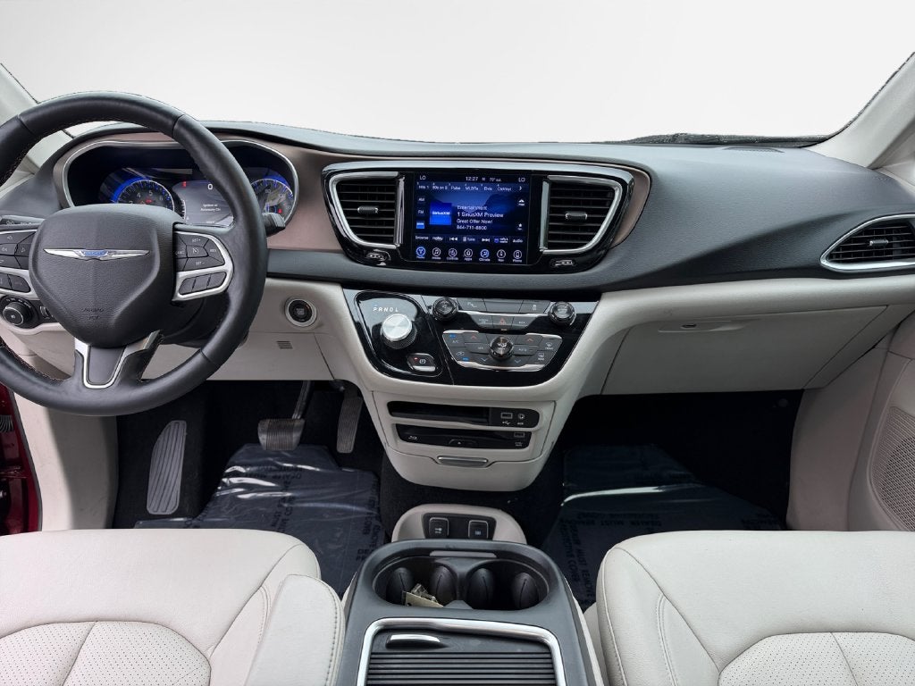 2017 Chrysler Pacifica Touring L Plus