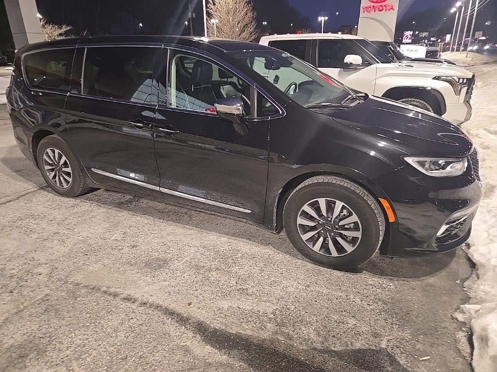 2023 Chrysler Pacifica Limited