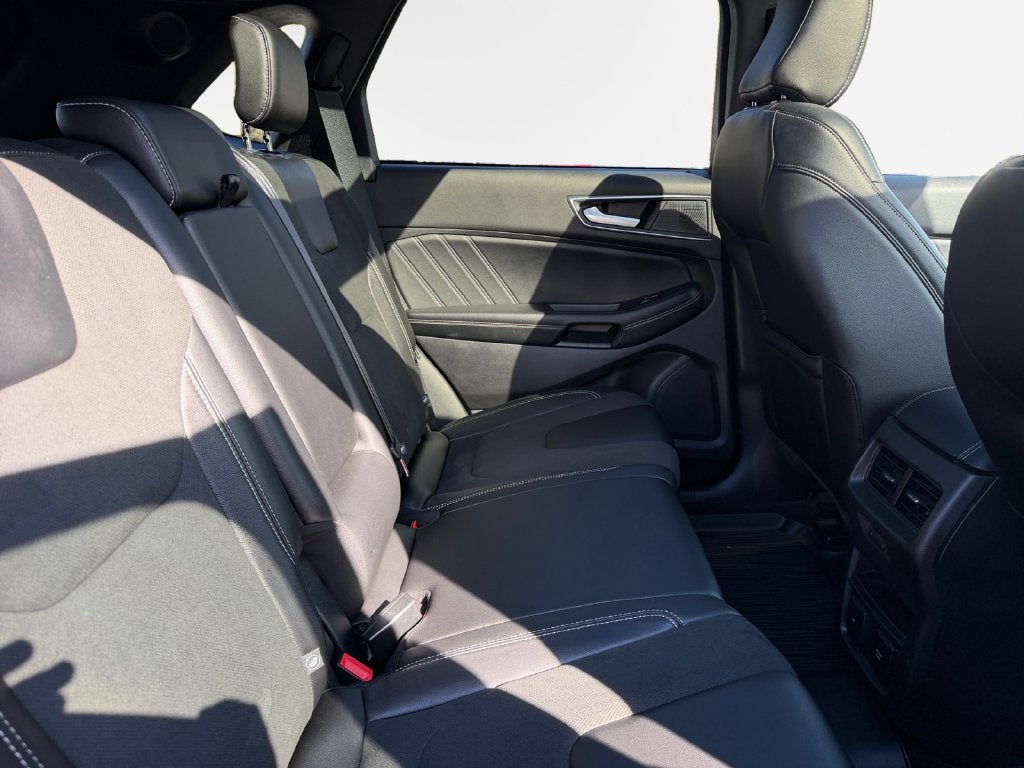 2020 Ford Edge ST
