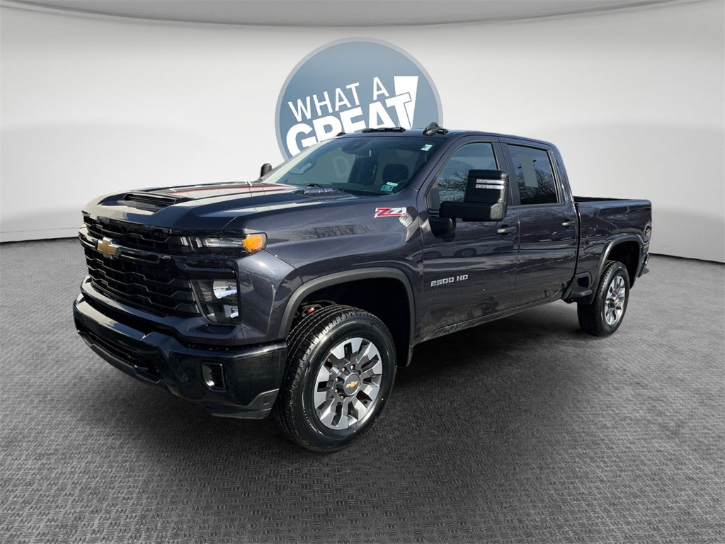 2024 Chevrolet Silverado HD Custom