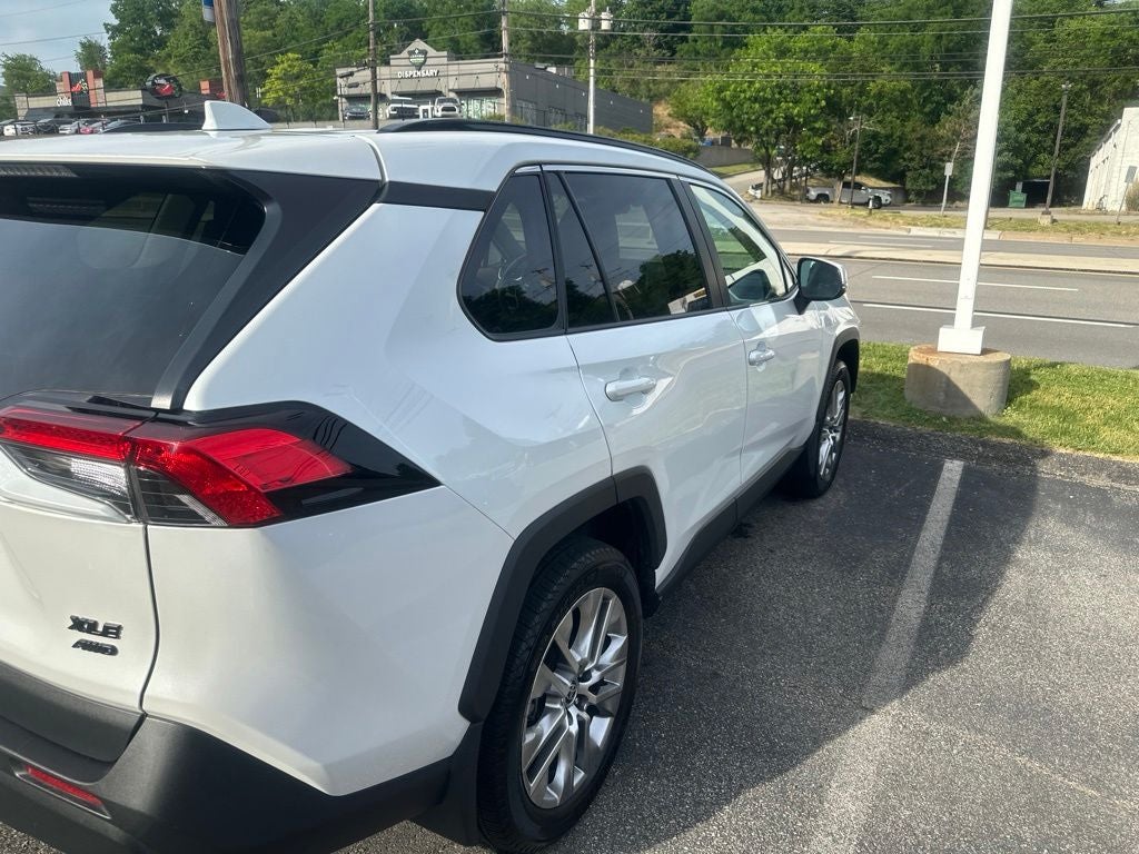 2023 Toyota RAV4 XLE Premium