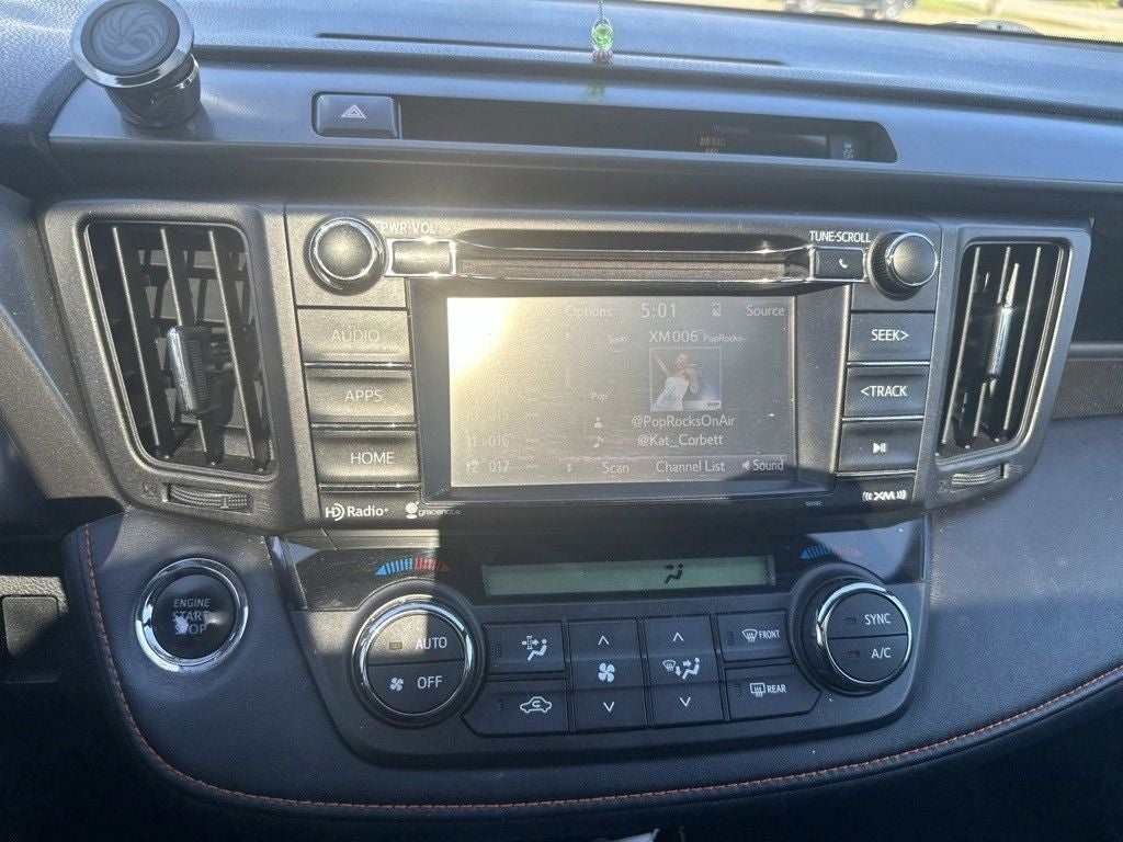2016 Toyota RAV4 SE