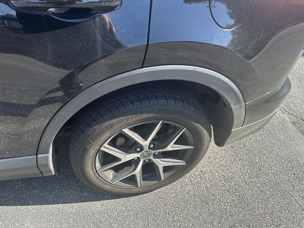 2016 Toyota RAV4 SE