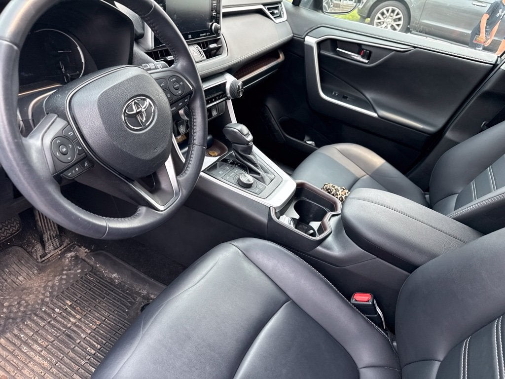 2020 Toyota RAV4 Limited