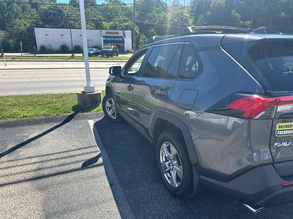 2022 Toyota RAV4 XLE