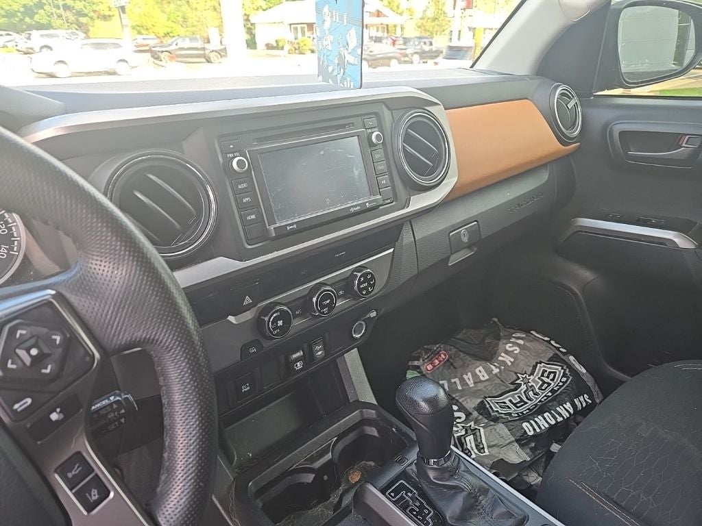 2018 Toyota Tacoma SR5 V6