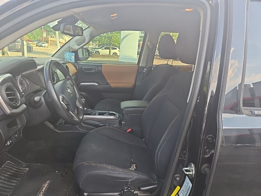 2018 Toyota Tacoma SR5 V6