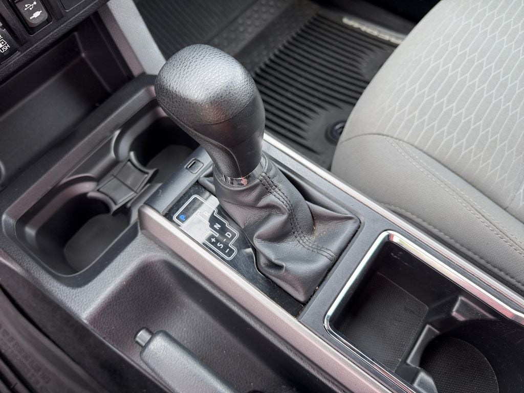 2019 Toyota TACOMA SR5 SR5 V6