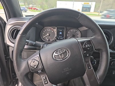 2022 Toyota Tacoma TRD Off-Road V6