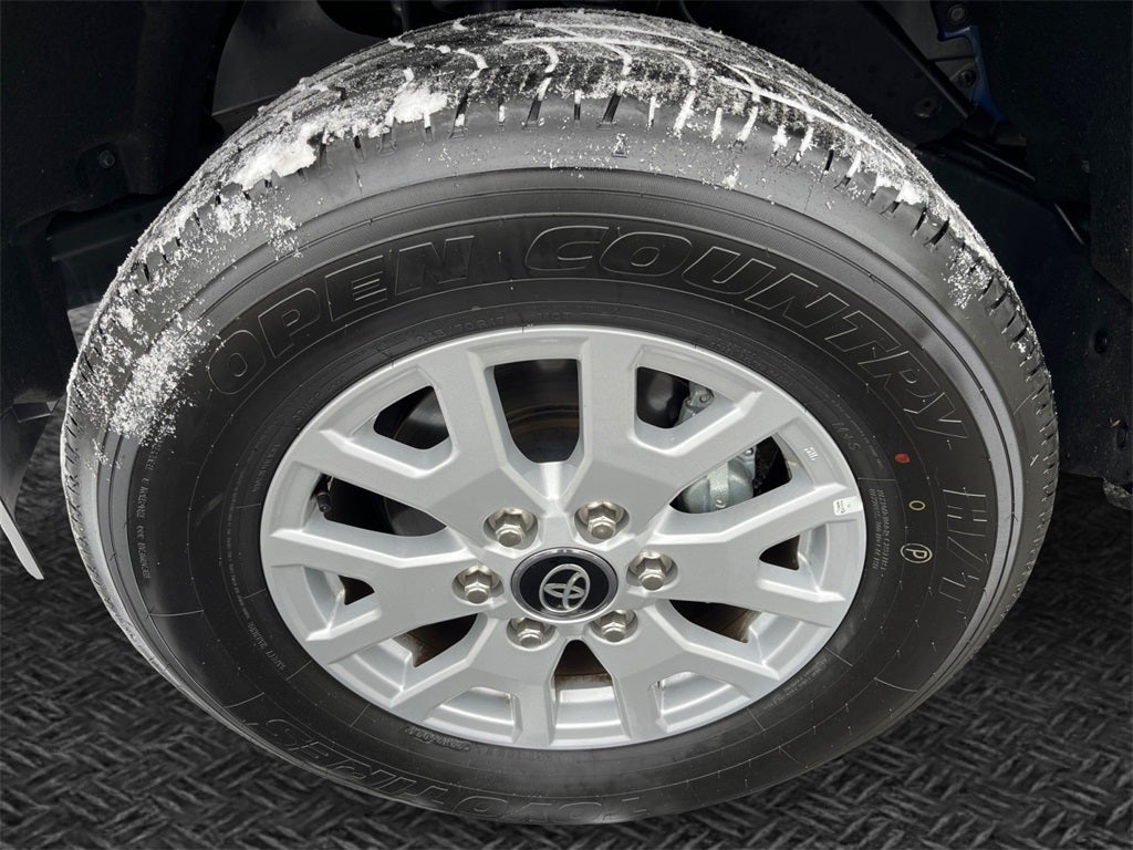 2025 Toyota TACOMA SR5 SR5