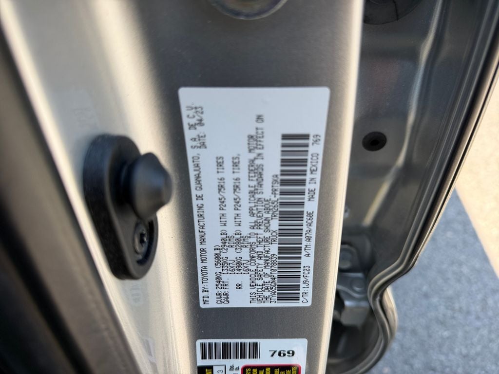 2023 Toyota TACOMA SR5 SR5