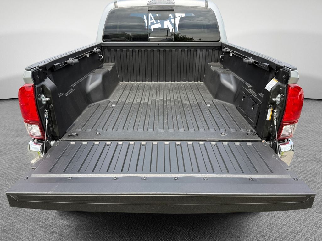 2023 Toyota TACOMA SR5 SR5 V6