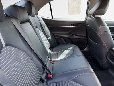 2019 Toyota CAMRY SE