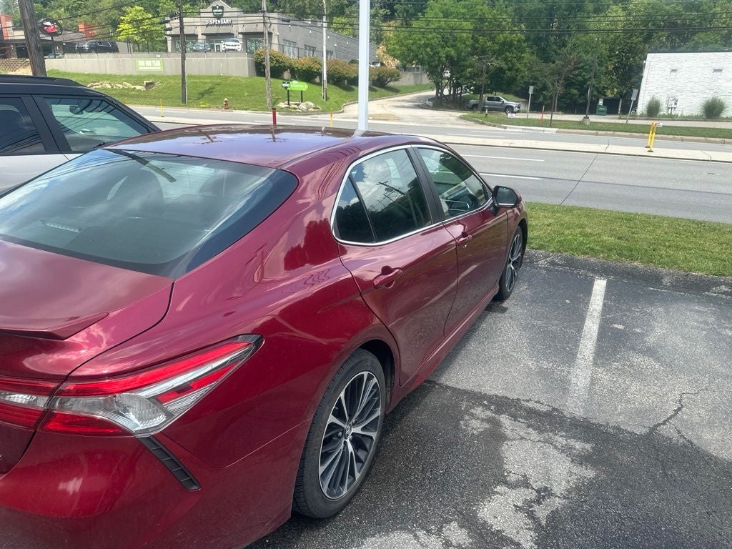 2018 Toyota Camry SE