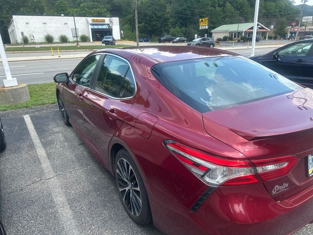 2018 Toyota Camry SE