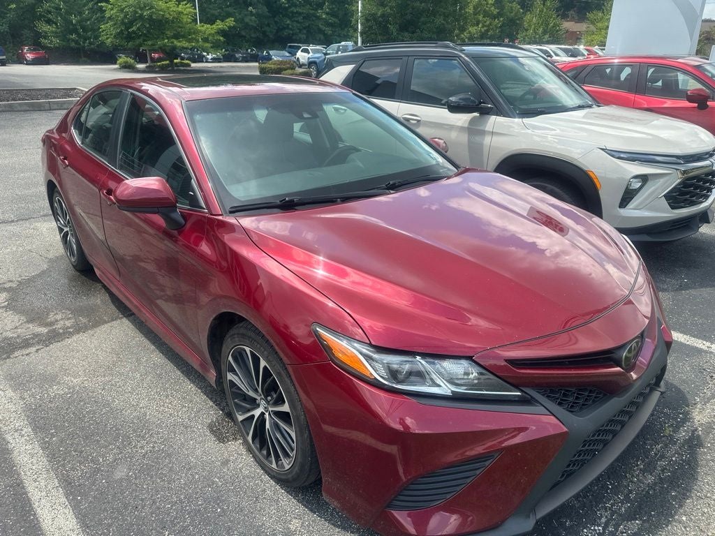 2018 Toyota Camry SE