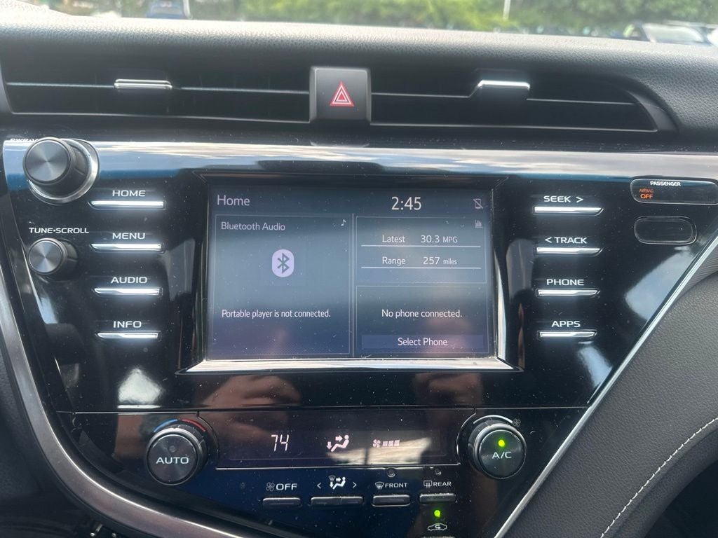 2018 Toyota Camry SE