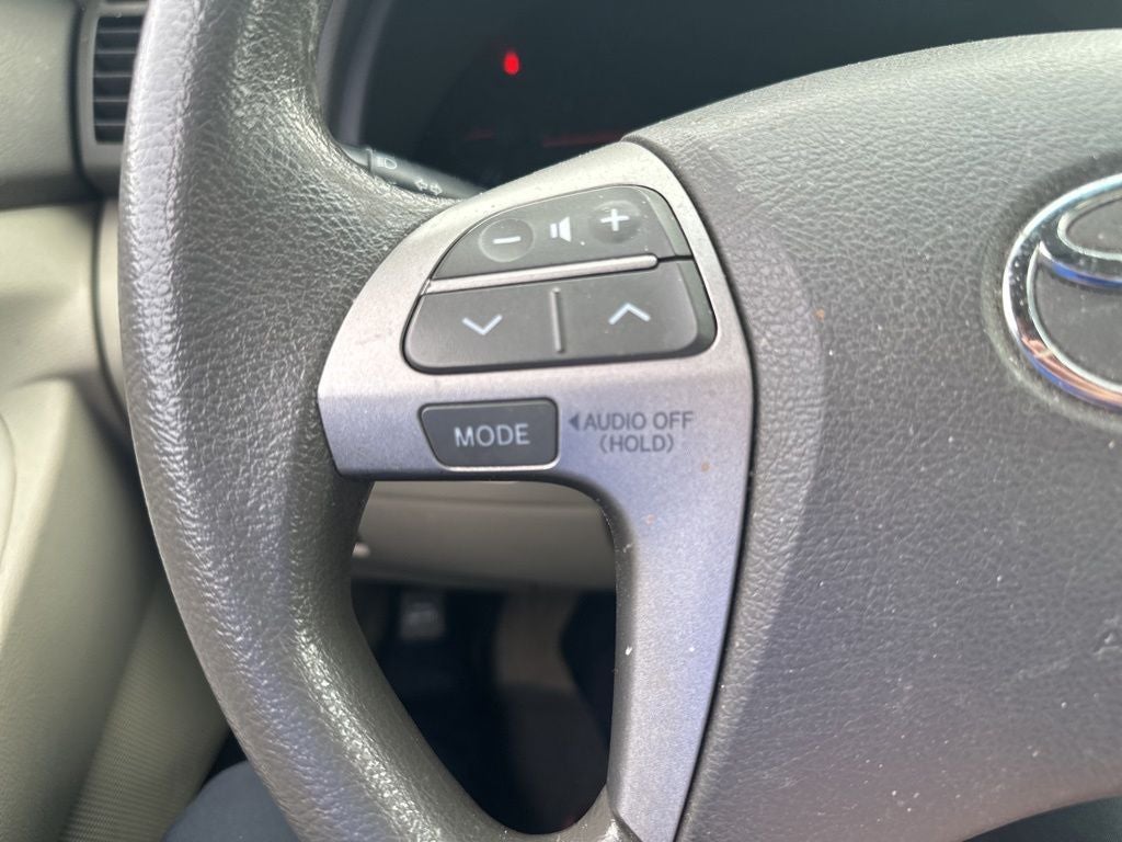 2010 Toyota Camry LE