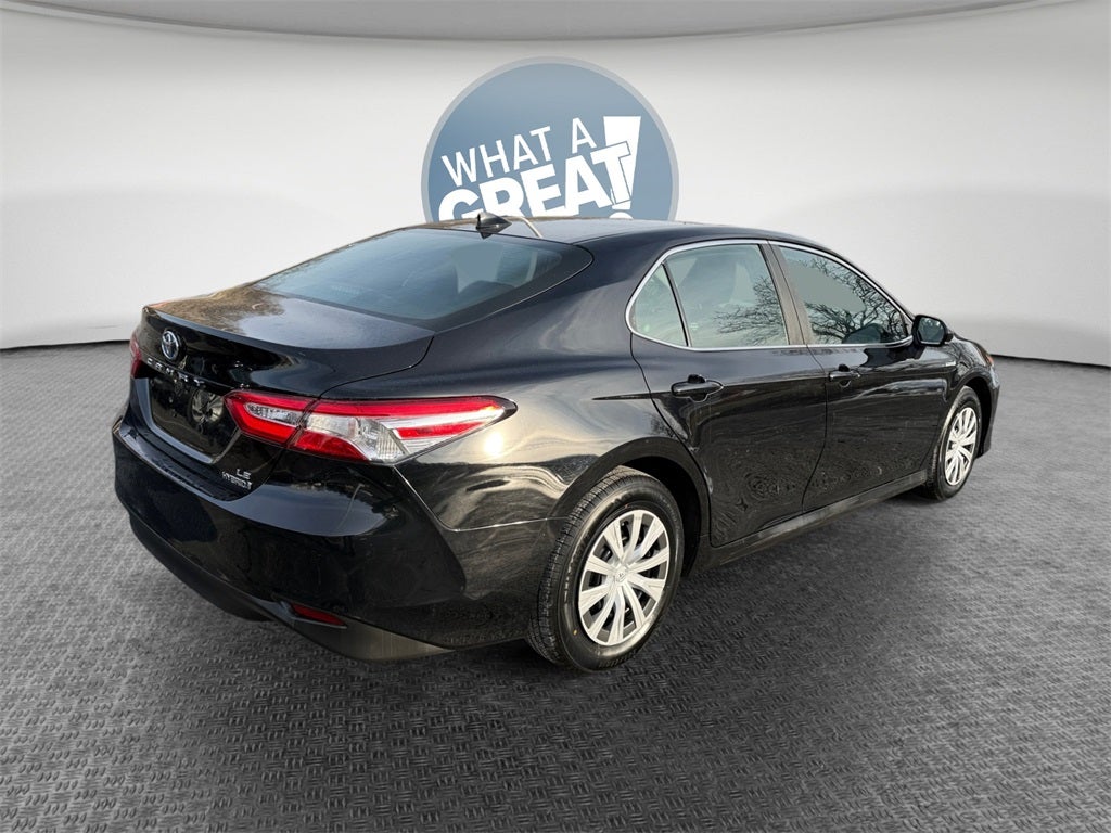 2020 Toyota CAMRY LE