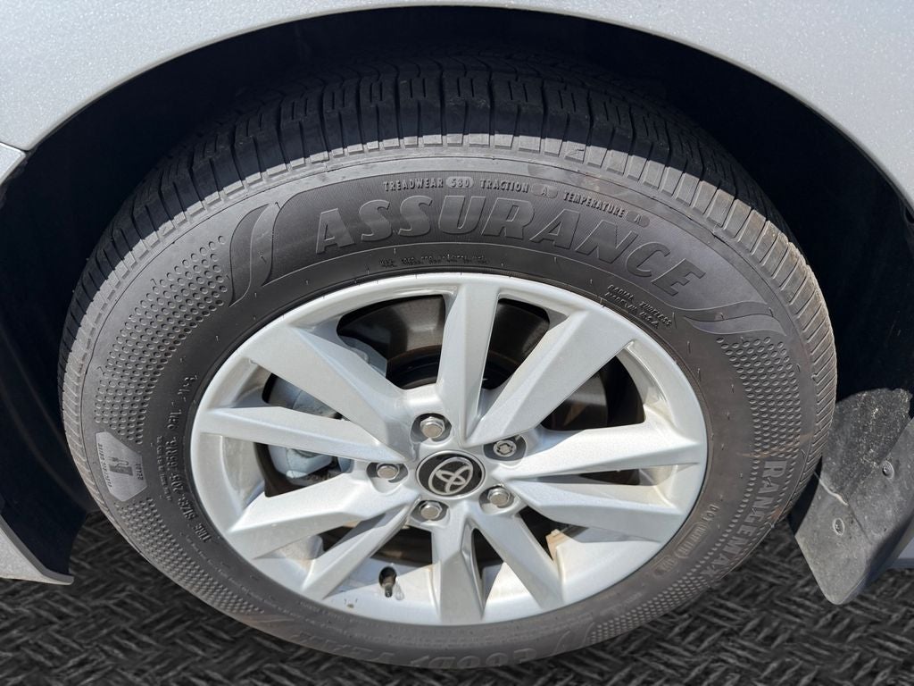 2026 Toyota CAMRY LE