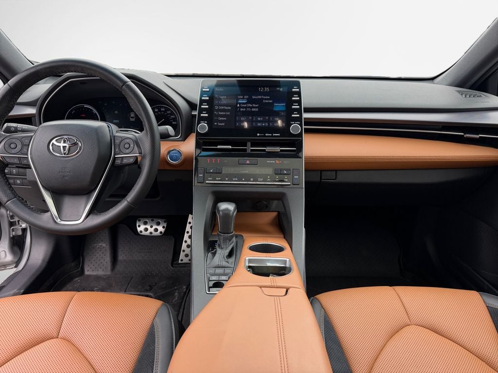 2021 Toyota Avalon Hybrid XSE