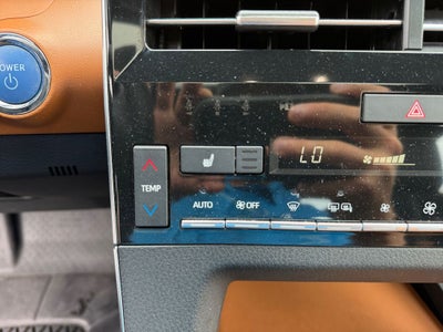 2021 Toyota Avalon Hybrid XSE