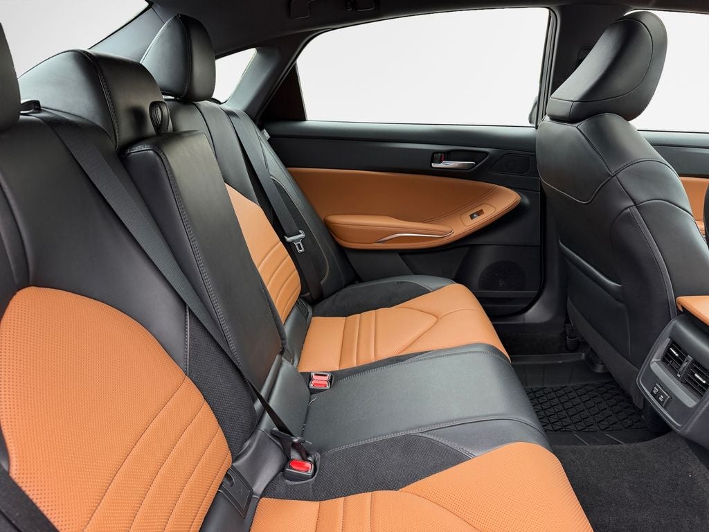 2021 Toyota Avalon Hybrid XSE