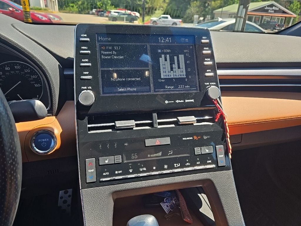 2021 Toyota Avalon Hybrid XSE