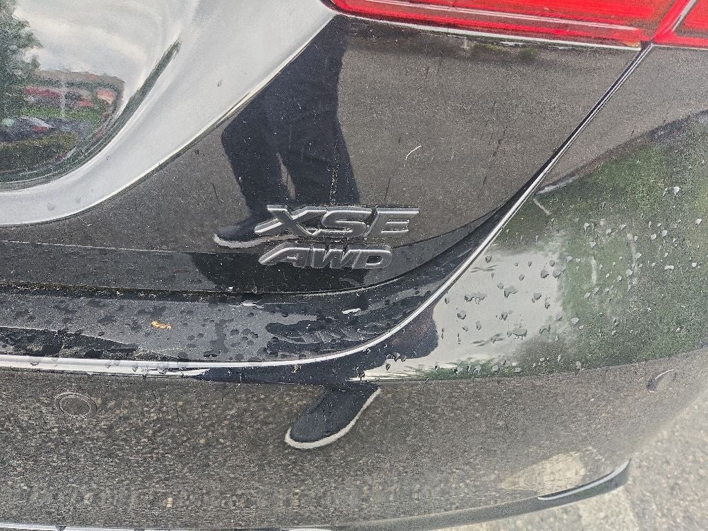 2022 Toyota Camry XSE AWD