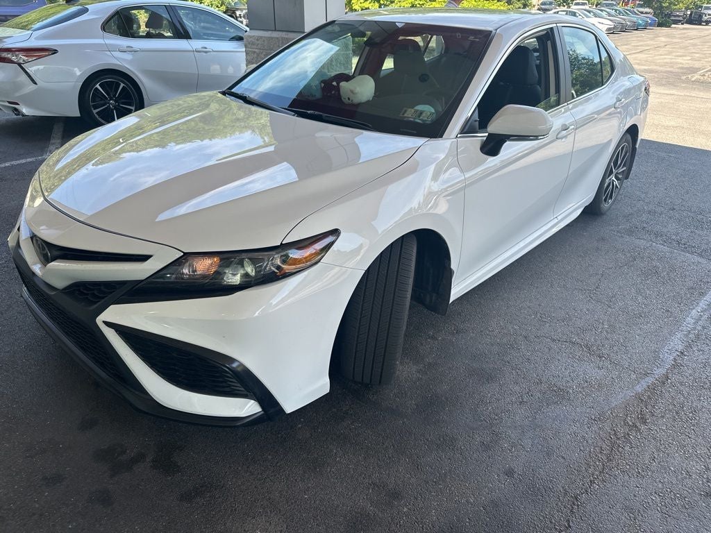 2024 Toyota Camry SE