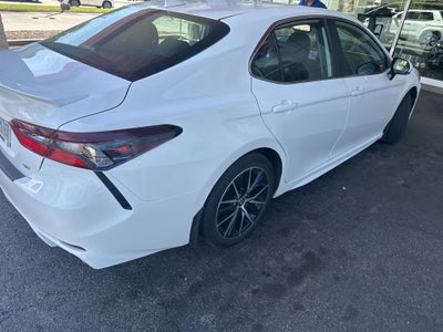 2024 Toyota Camry SE