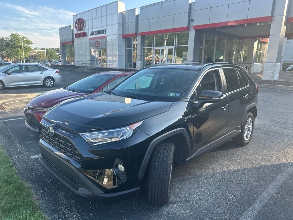 2021 Toyota RAV4 Hybrid XLE