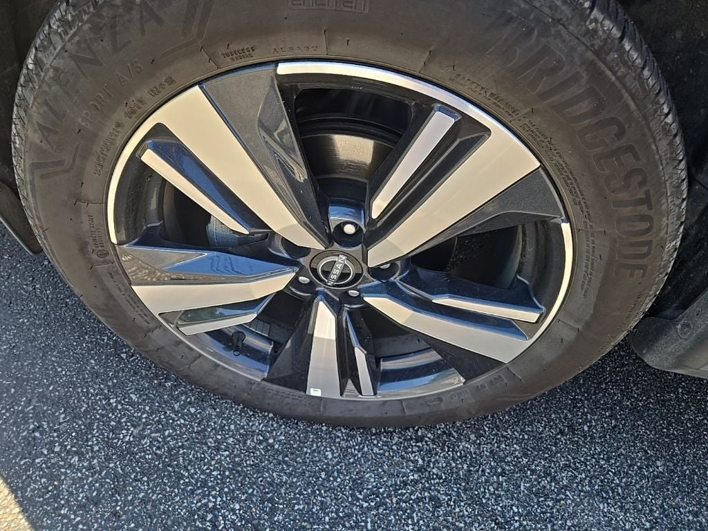 2026 Nissan Rogue SL
