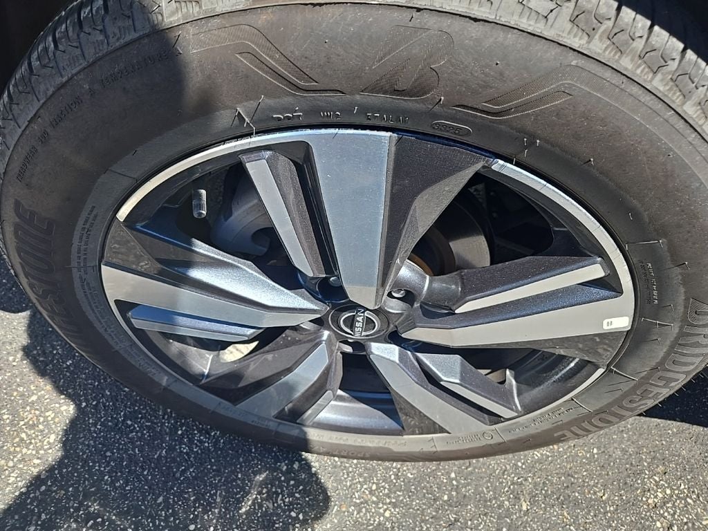 2026 Nissan Rogue SL