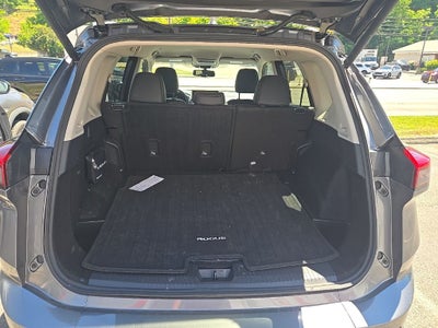 2026 Nissan Rogue SL