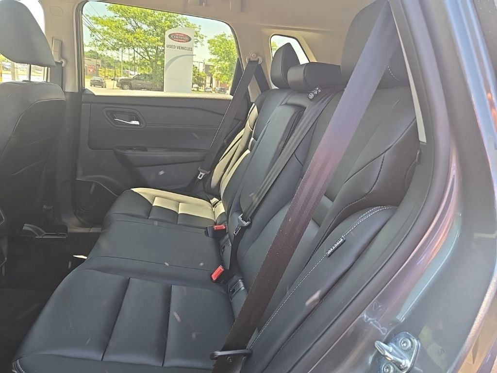 2026 Nissan Rogue SL