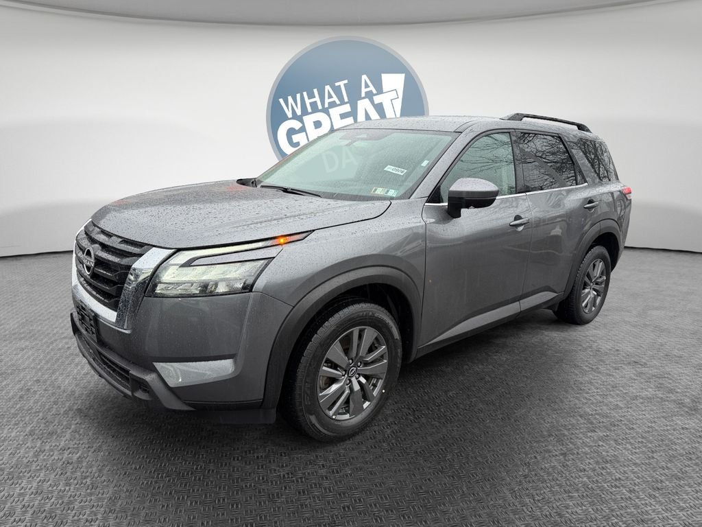 2024 Nissan Pathfinder SV
