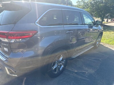 2019 Toyota Highlander Hybrid Limited Platinum
