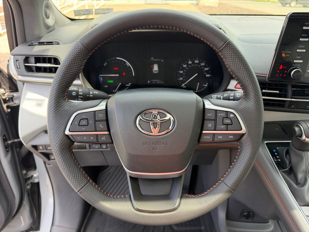 2024 Toyota Sienna XSE 7 Passenger