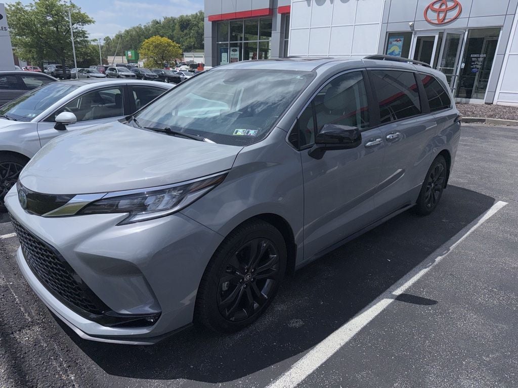 2024 Toyota Sienna XSE 7 Passenger