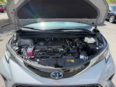 2024 Toyota Sienna XSE 7 Passenger