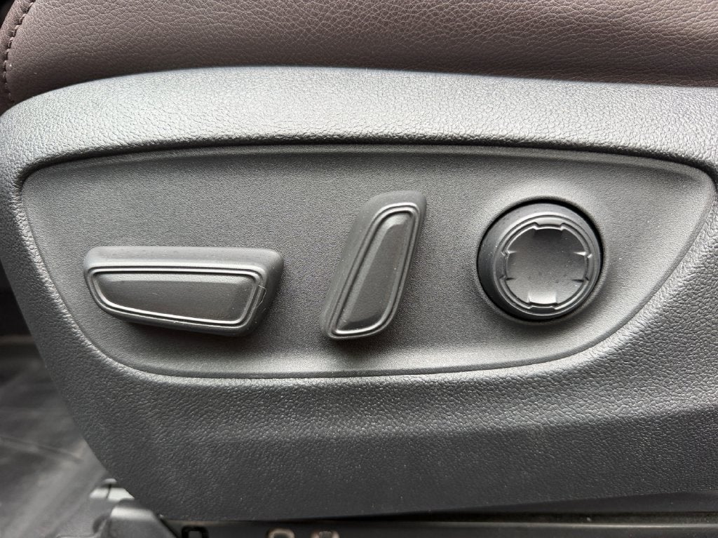 2021 Toyota Sienna Platinum 7 Passenger