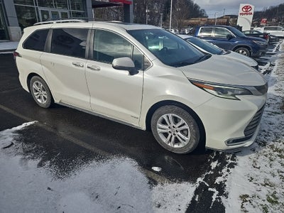 2021 Toyota SIENNA PLT AWD 7 Passenger