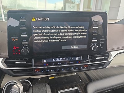 2021 Toyota SIENNA PLT AWD 7 Passenger