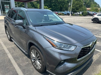 2022 Toyota Highlander Platinum